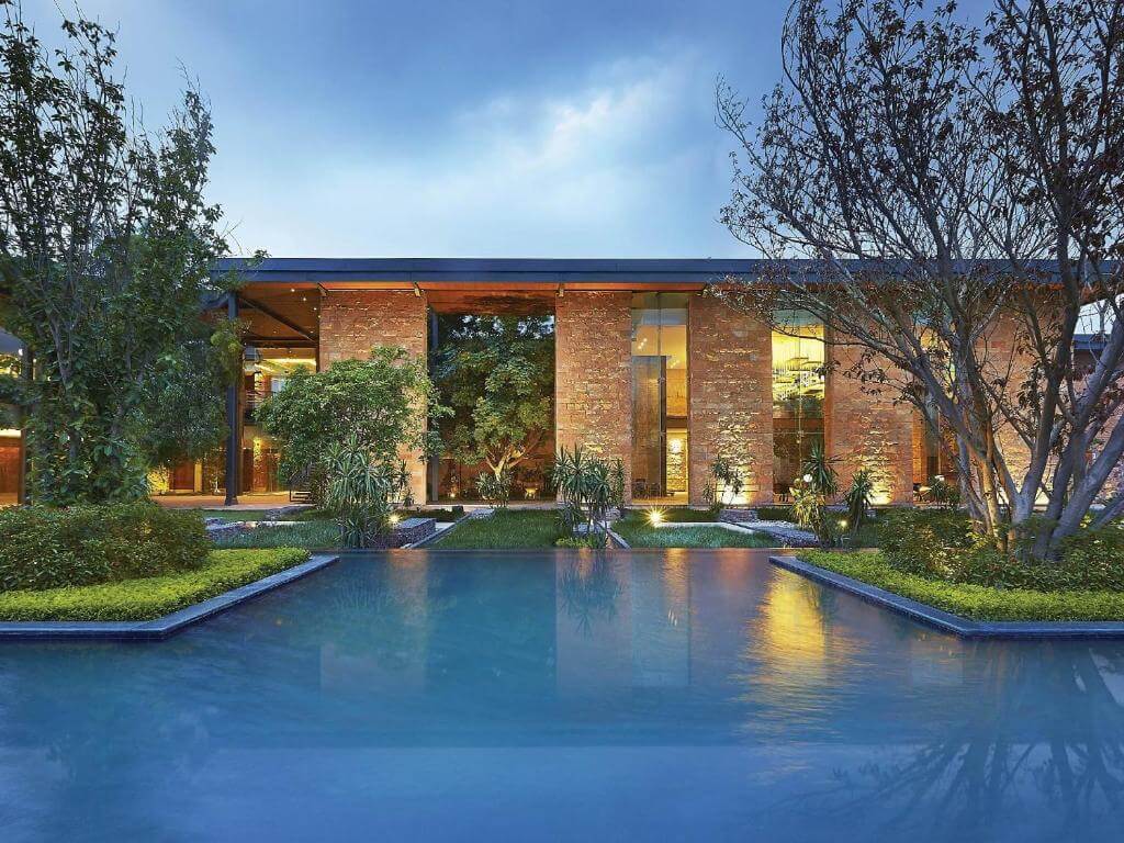 Taj Damdama, Gurugram